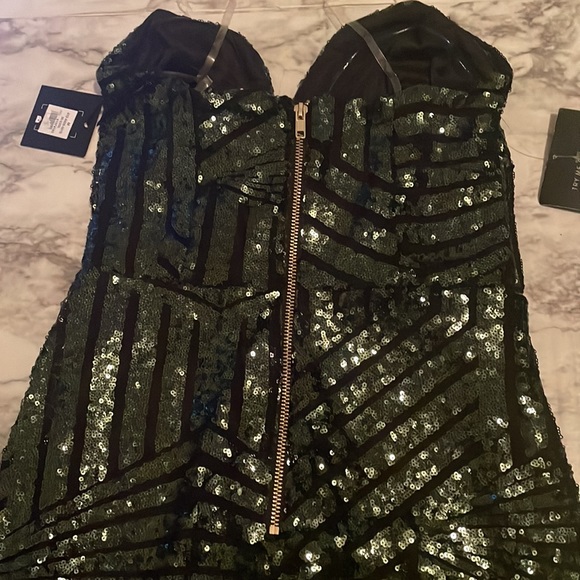 NWT Green Sequin Bodycon Dress - Picture 5 of 8